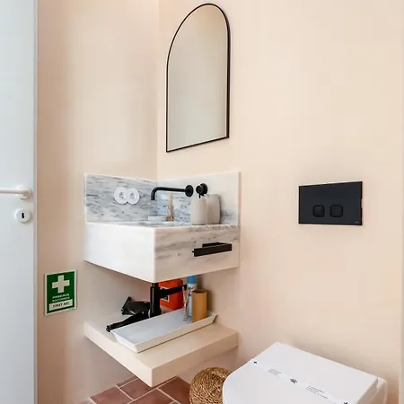 Stylish Slow Living 1 Bdr House By Lovelystay Vakantiehuis Vila do Bispo