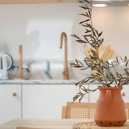 Stylish Slow Living 1 Bdr House By Lovelystay Vakantiehuis Vila do Bispo