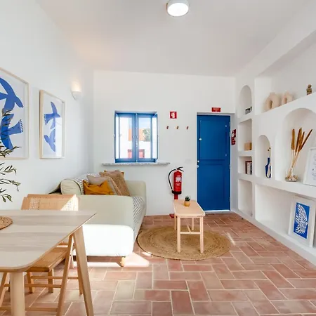 Stylish Slow Living 1 Bdr House By Lovelystay Vila do Bispo